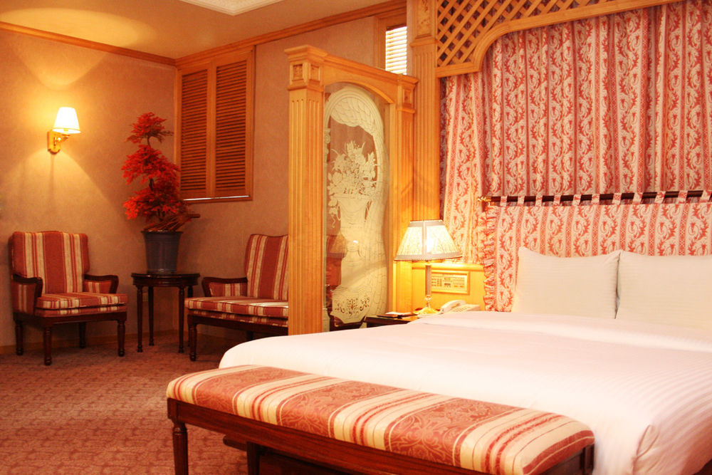 Highness Hotel Guishan Exterior foto