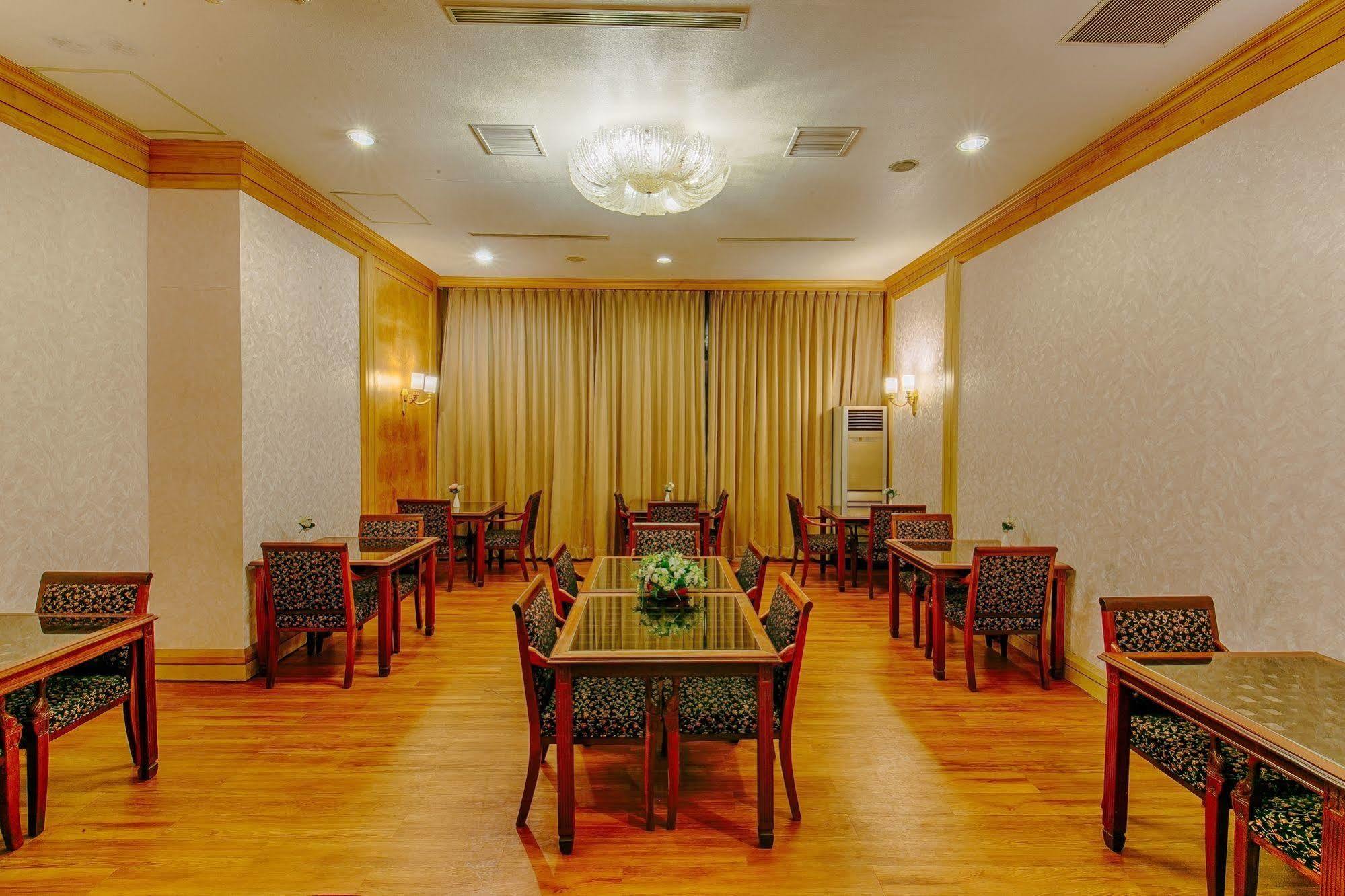 Highness Hotel Guishan Exterior foto